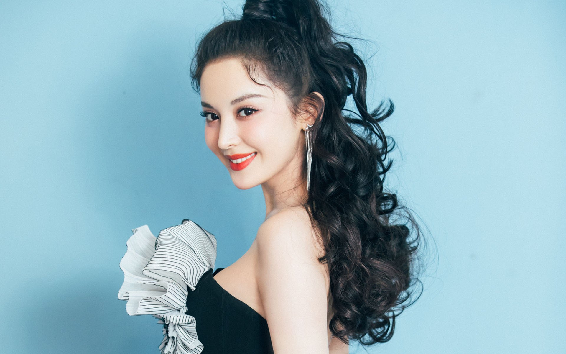 匈牙利前锋神秘受伤，备战巴尔干球队，匈牙利对阿尔巴尼亚