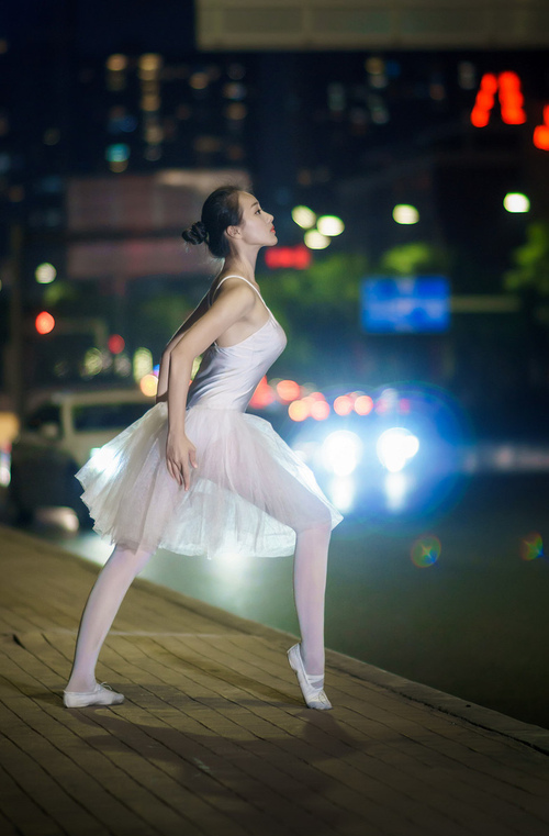 开云官方网页登录-中超外援实际贡献值与薪资比对分析，中超外援水平