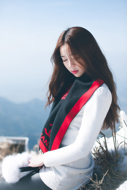 国际热身赛国家队爆冷 球迷讨论战术调整，国际热身赛直播