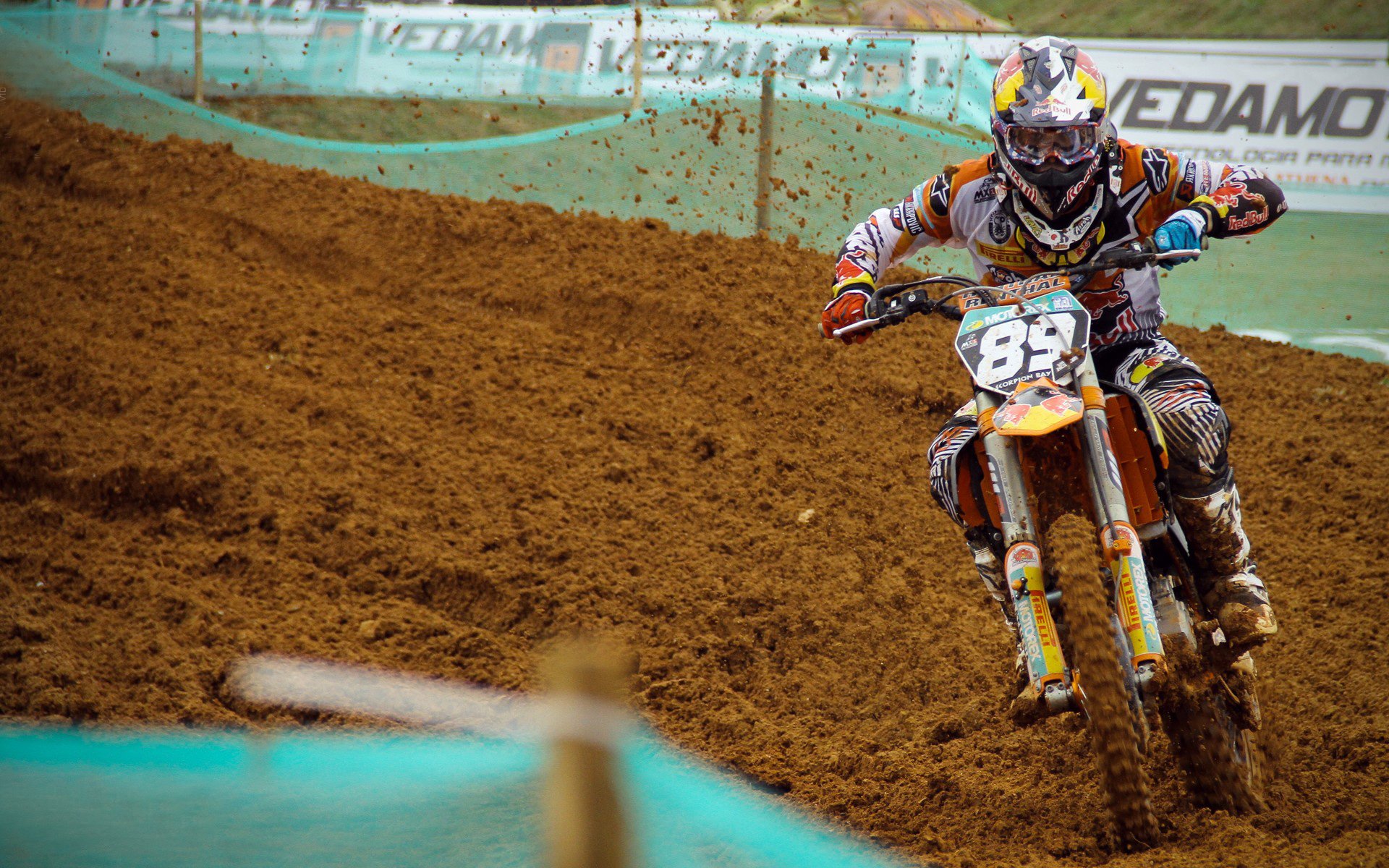 _新能源探索赛：绿色动力引领的极速体验_，绿色新能源技术应用大赛